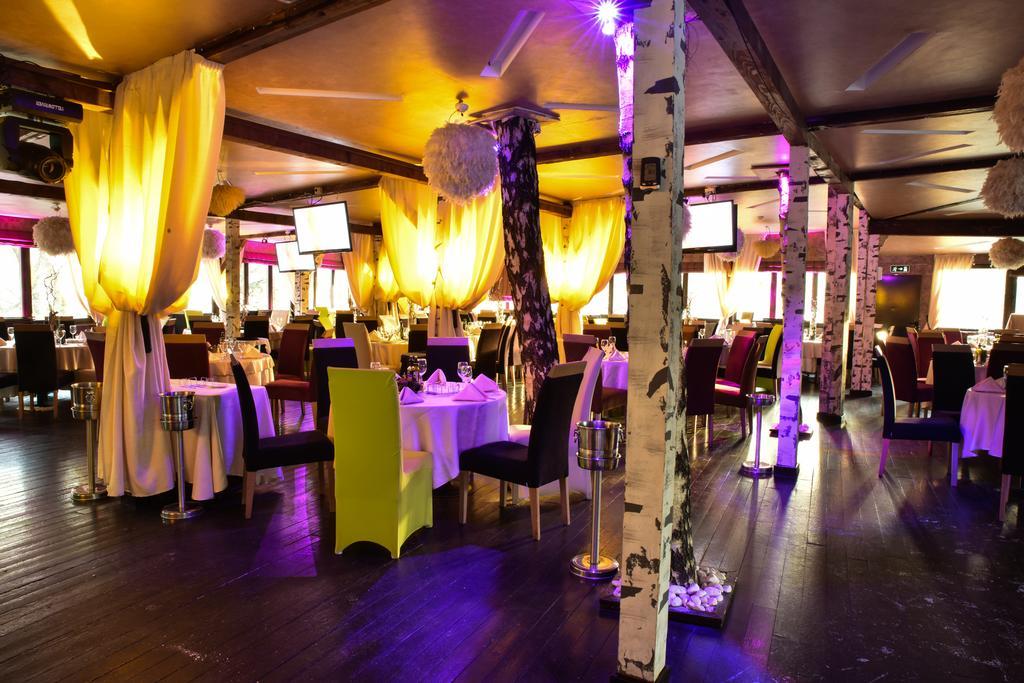 Apartament Executive Vedere Munte Alpin Resort Poiana Brasov Ngoại thất bức ảnh
