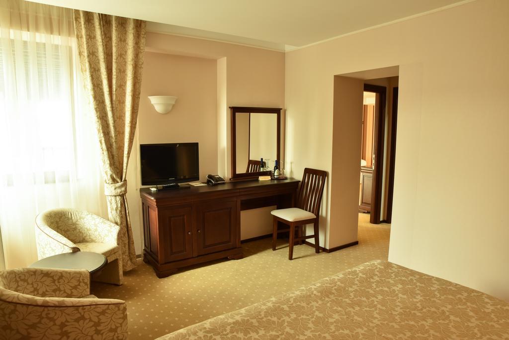 Apartament Executive Vedere Munte Alpin Resort Poiana Brasov Ngoại thất bức ảnh