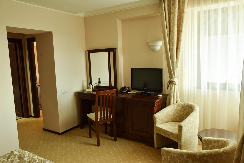 Apartament Executive Vedere Munte Alpin Resort Poiana Brasov Ngoại thất bức ảnh